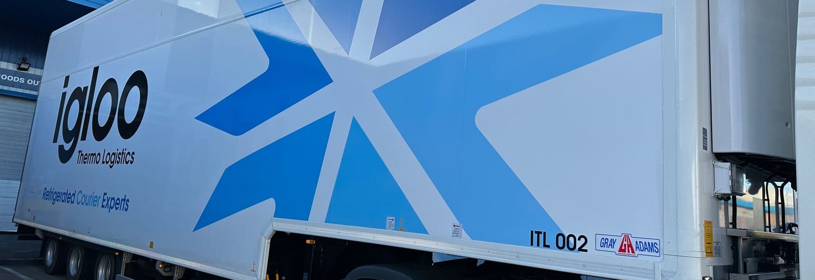 Igloo's 52-pallet double-decker trailer at the depot